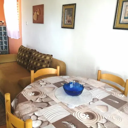 Apartmani Zmiric Primosten Exterior photo