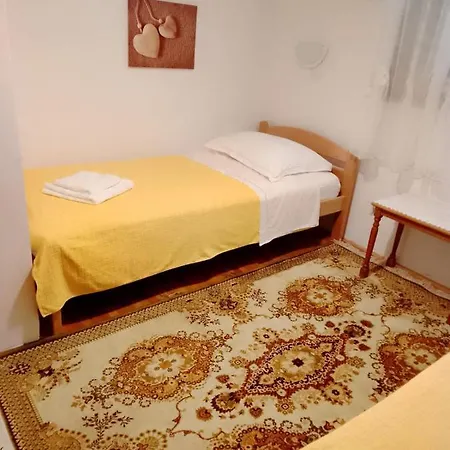Apartmani Zmiric Primosten Exterior photo