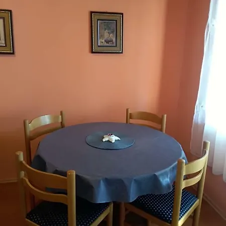 Apartmani Zmiric Primosten Exterior photo