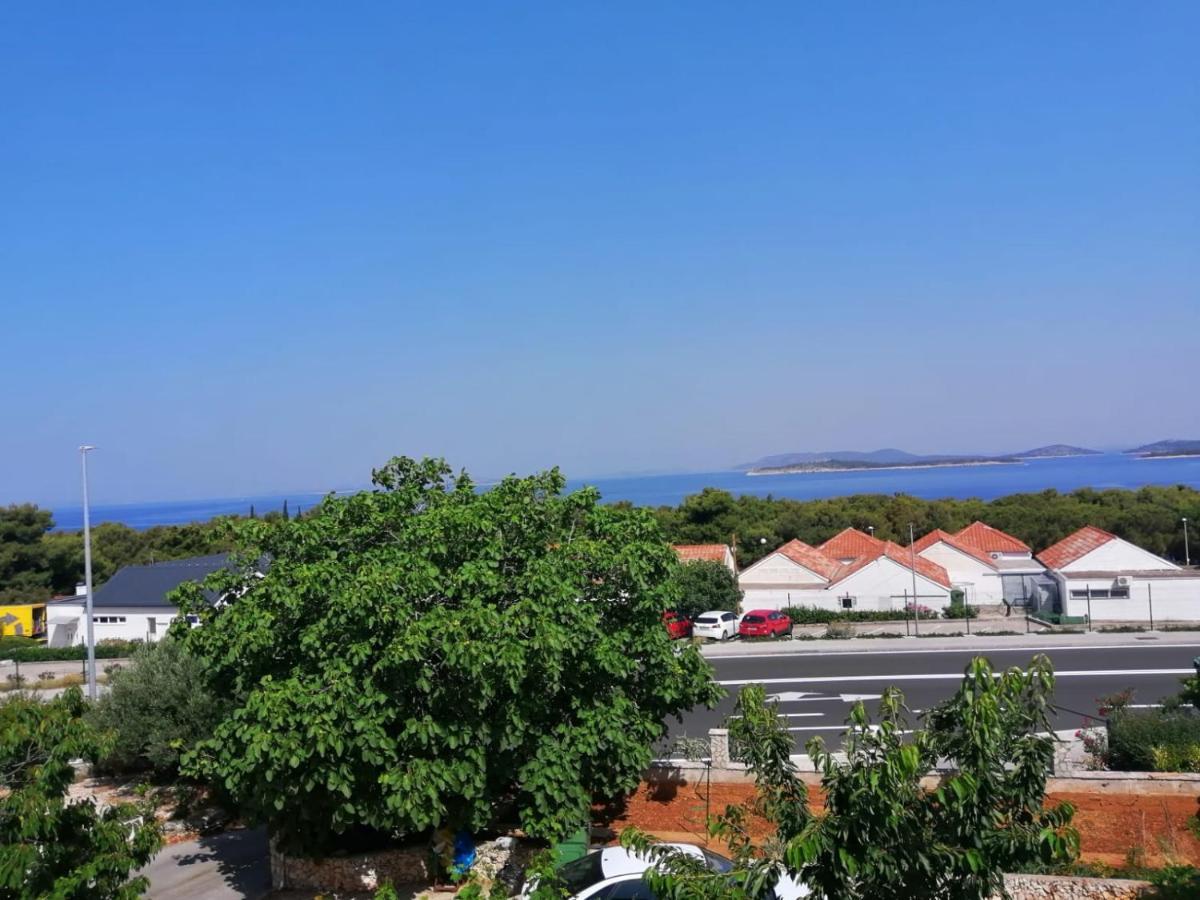 Zmiric * Primošten