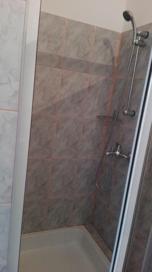 Zmiric Apartment *