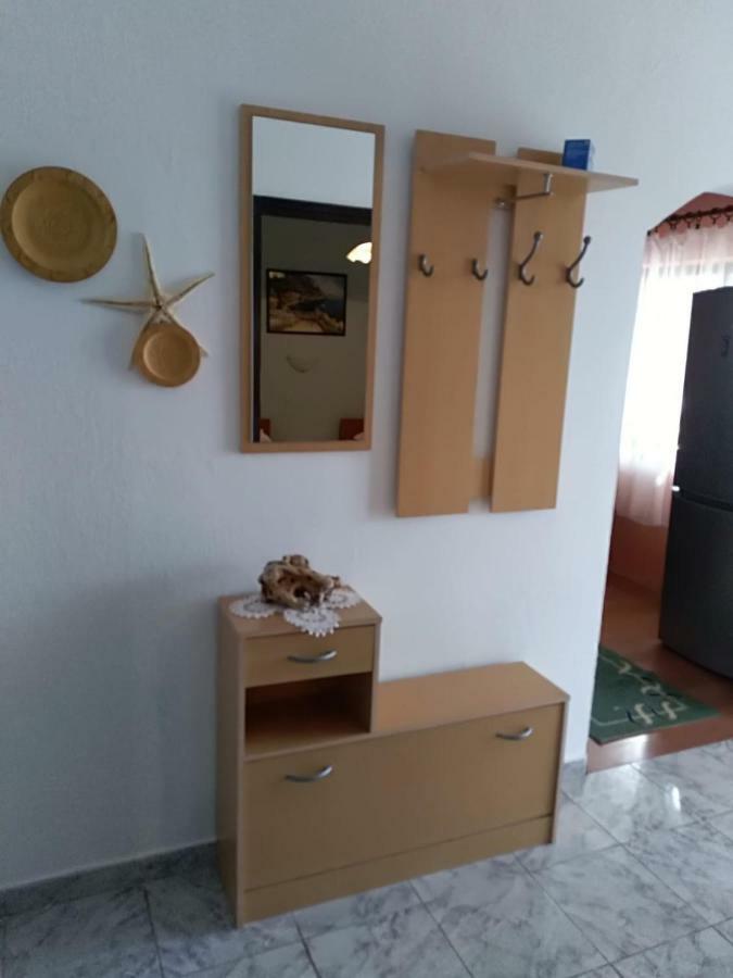 Zmiric Apartment *